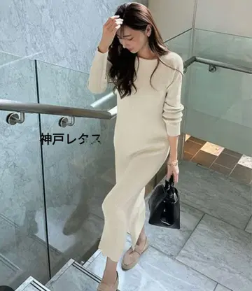 고베 레터스 립 니트 원피스