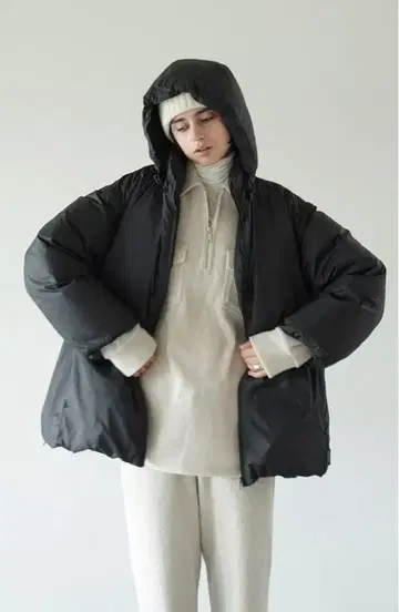 CLANE PACKABLE DOWN JACKET