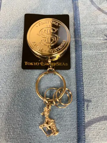도쿄 디즈니 씨 스크루지 맥덕 벨트 후크 키링