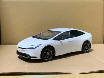 프리우스 컬러 샘플 화이트