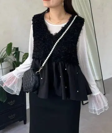 플라워 모티브 펄 페플럼 베스트