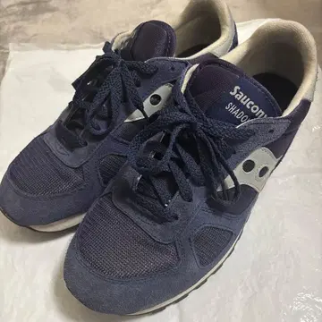 SAUCONY 스니커즈