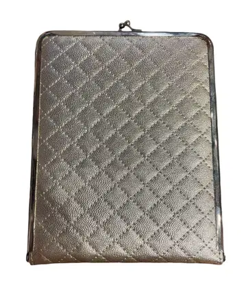 실버 퀼팅 디자인 거울, 빅 사이즈 컴팩트 - Mirror