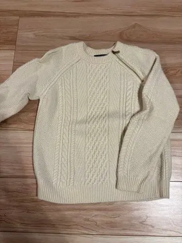 MACPHEE 아이보리 케이블 짜임 니트