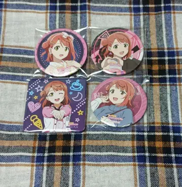 우에하라 아유무 니지가사키 캔뱃지