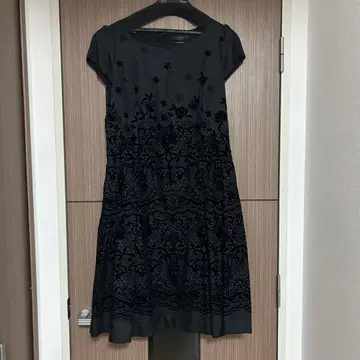 마리에 에프데 플로키 원피스