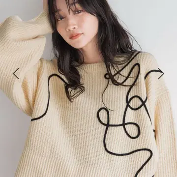 로리즈팜 자수 풀오버 LS