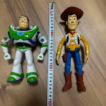 우디, 버즈 라이트이어, 토킹 피규어
