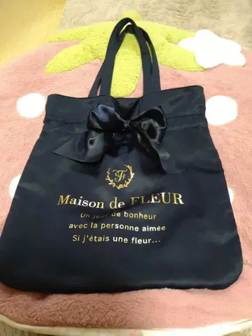 Maison de FLEUR A4 리본 토트백 네이비