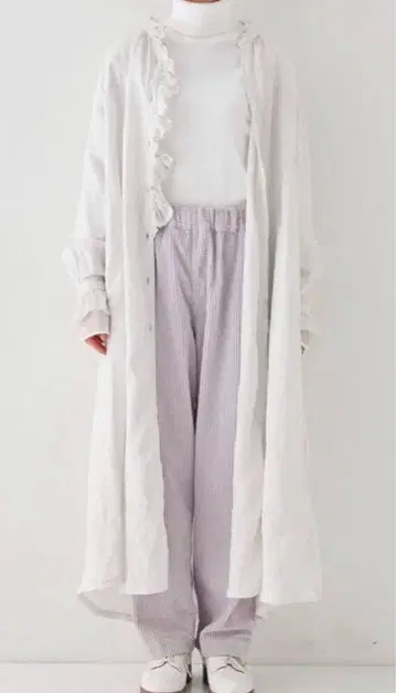 네스트로브 코튼 소매 절개 시어 리브 터틀