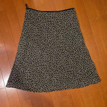 언타이틀 스커트