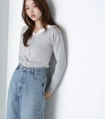 신상 NATURAL BEAUTY BASIC 프릴 트리밍 도킹 니트