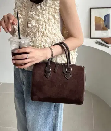 디스코트 라이트 게이지 미니 보스턴 백 스웨이드 브라운 새상품