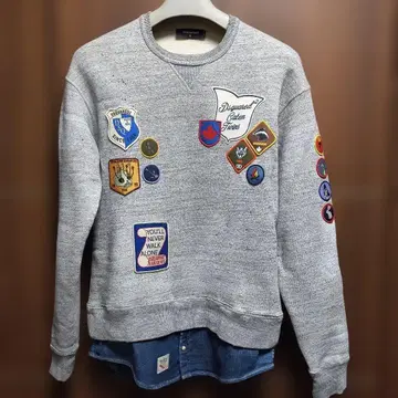 Dsquared2 패치 맨투맨 그레이