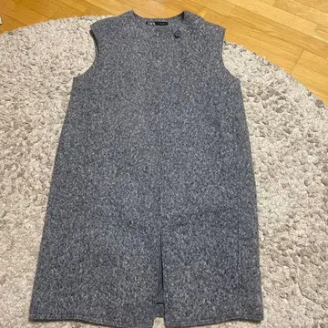 ZARA 그레이 슬리브리스 베스트 M