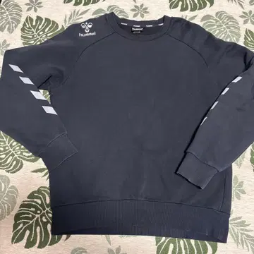 hummel 블랙 트레이닝복 L 사이즈