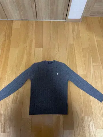 새상품급 폴로 랄프로렌 케이블 니트 캐시미어 혼방 포니 자수 긴팔 그레이