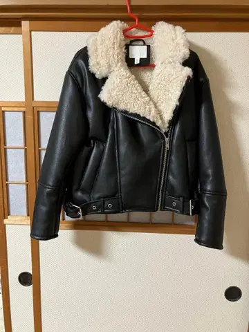 H&M 가죽 자켓 라이더 자켓