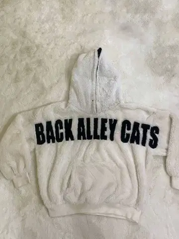 GYDA BIG 인조 모피 후드티 아우터 보아 자켓