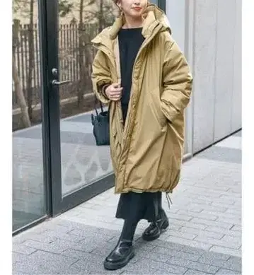 [ 새상품 하자품 ] Spick & span 발수 후디드 다운 코트