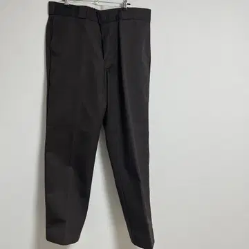 Deckers 874 36 x 30 브라운