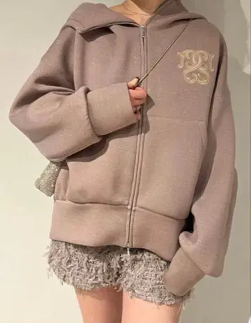 미개봉 새상품 snidel 스나이델 볼륨 후드티