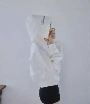 스미언 smyeon 후드티 화이트