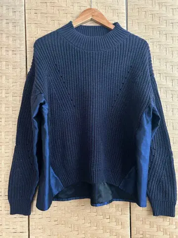 Vin 이소재 도킹 니트 네이비 프리 사이즈