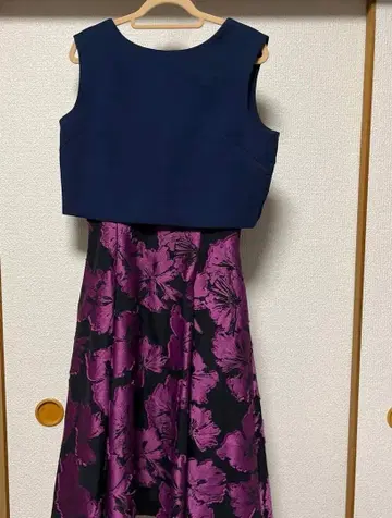 스나이델 꽃무늬 원피스 네이비 셋업