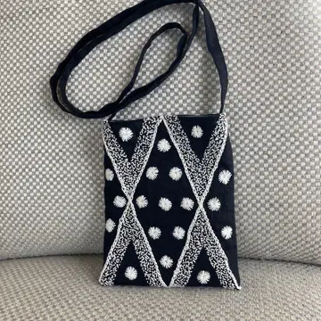 핸드메이드 자수 사코슈