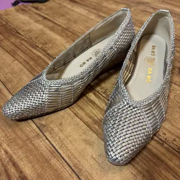 실버 뜨개질 디자인 펌프스 낮은 힐