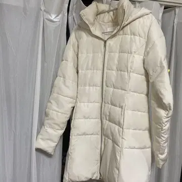 VERLA 후드 부착 화이트 다운 자켓