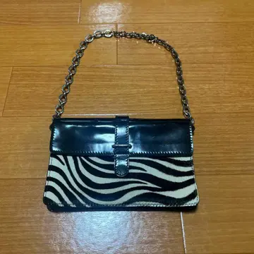 FURLA 제브라 패턴 백