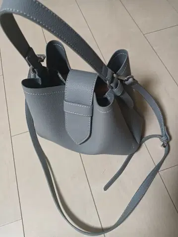 새상품급 테치치 숄더백