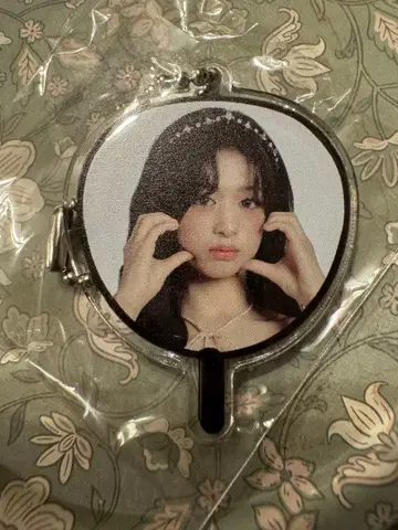 BABYMONSTER 아현 키링 부채 베비몽 캡슐 토이