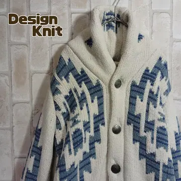 디자인 가디건 니트 카우친 오르테가 무늬 화이트