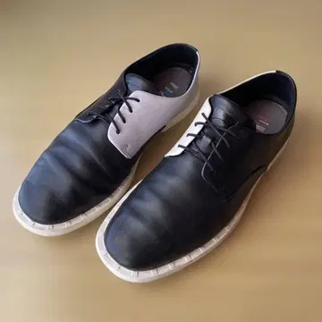 [CAMPER] TWINS / 레이스업 외날 플레인토 블랙