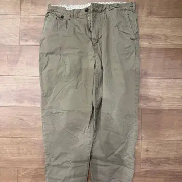 BEAMS PLUS / 2 플리츠 치노