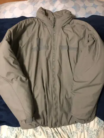 미군 실물 ecwcs 레벨 7 미디엄 레귤러 플리마 로프트