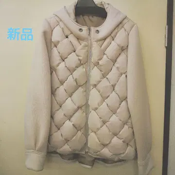 새상품 베이지 퀼팅 다운 자켓