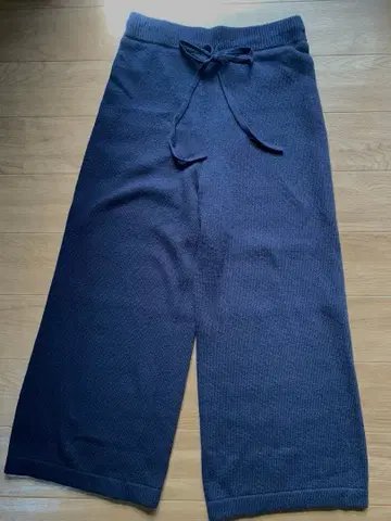 비아지오 블루 니트 와이드 팬츠 네이비 컬러 사이즈 2