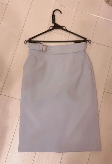 BOSCH 보쉬 라이트 블루 타이트 스커트 미사용