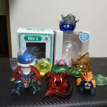 드래곤 퀘스트 캐릭터 미니 피규어 9체 묶음 판매 세트