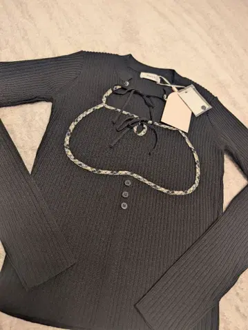 택 포함 새상품 Darich 인기 완판템 레어 프론트 오픈 리브 니트