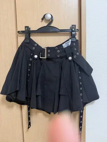 jouetie 아지메 헴 벨티드 미니 스커트 [ 완판템 ]