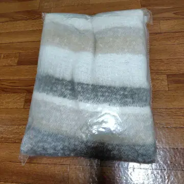 캐시미어풍 스트라이프 디자인 머플러 [ 대형 두꺼운 원단 볼륨 ]