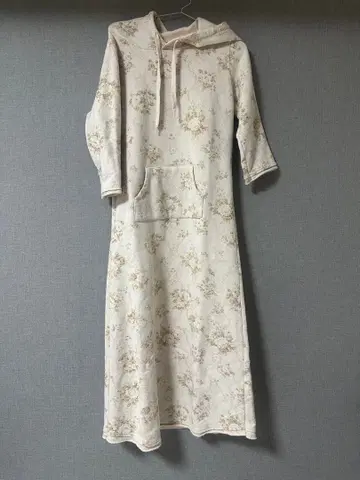 gelato pique 플라워 프린트 후드 부착 원피스