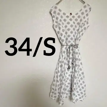 특가 즉시 구매 OK 기하학 패턴 슬리브리스 원피스 34 화이트