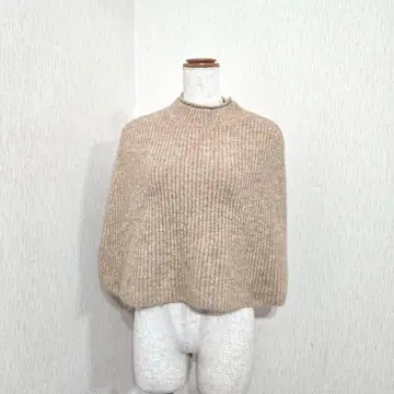 ZARA 베이지 큼직한 하이넥 니트 ( M )