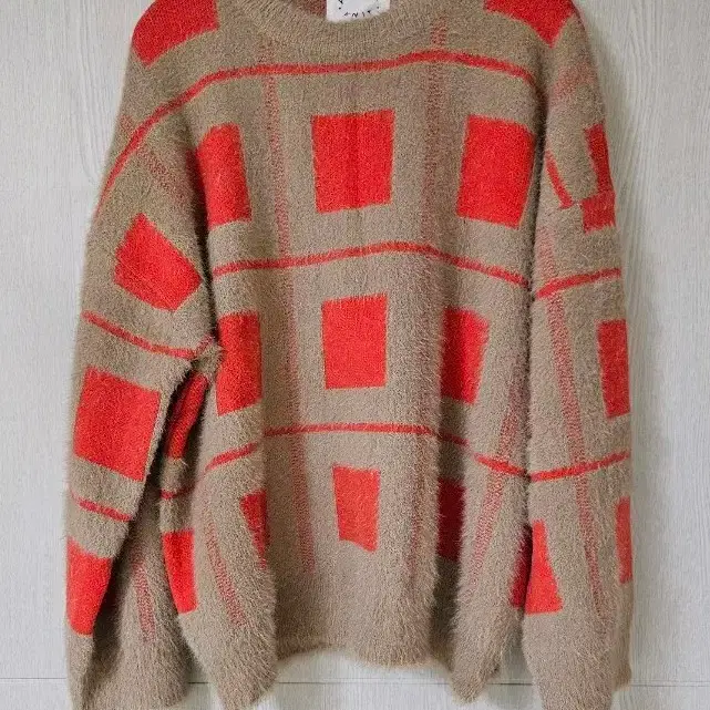 The Barnet Soap Zip-Up Cardigan #더바넷 on Bunjang Global Site.